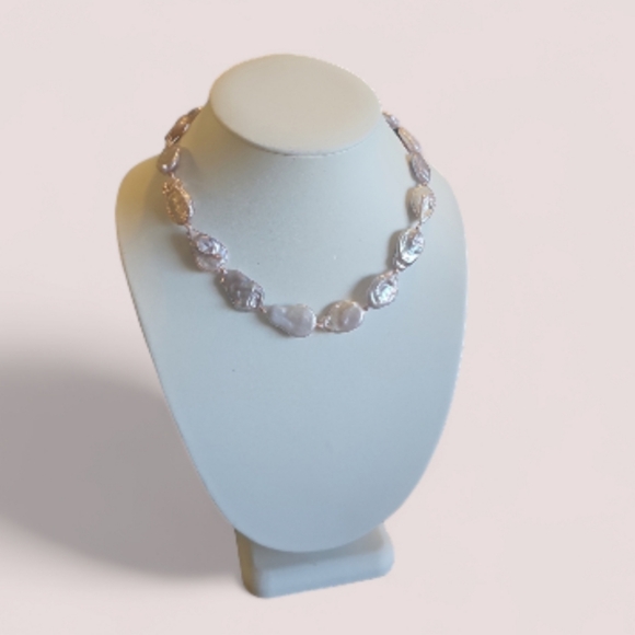 Natural Baroque Pink & White Freshwater Pearl Adjustable Necklace. - Picture 5 of 8